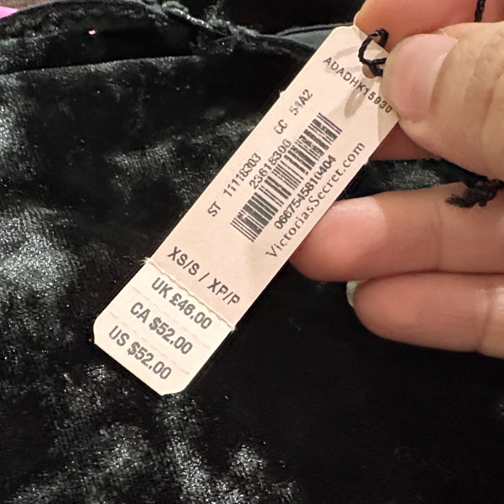 Victoria's Secret Black Velvet Bodysuit Size XS - Picture 6 of 6